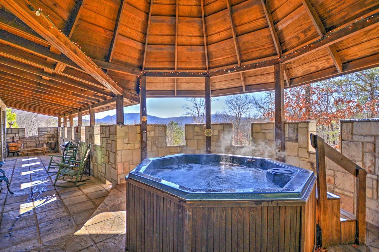 Unique Murphy Retreat With Hot Tub, Pond And Waterfall Villa Exterior photo